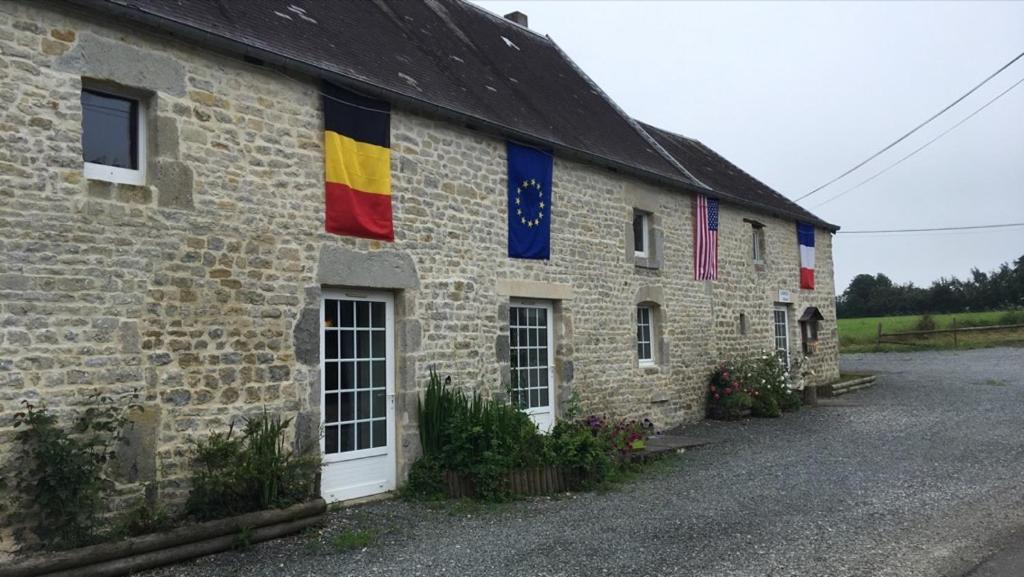 Chevrerie De La Huberdiere Liesville-sur-Douve Екстер'єр фото